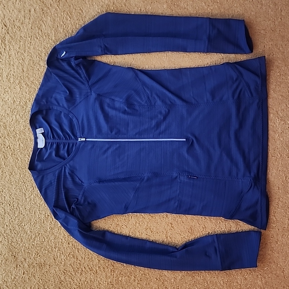 Athleta Long Sleeve Women's Size Medium - Running Workout- Navy Blue